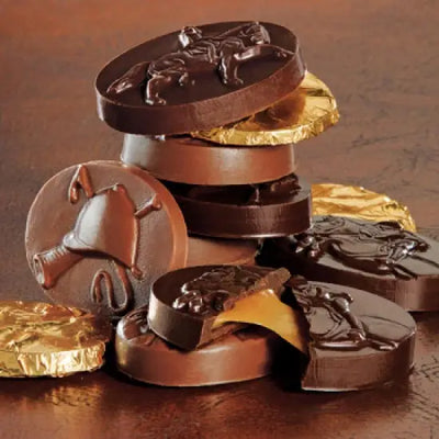 Trophy Gift Box Milk and Dark Chocolate Assortment 32 Pcs