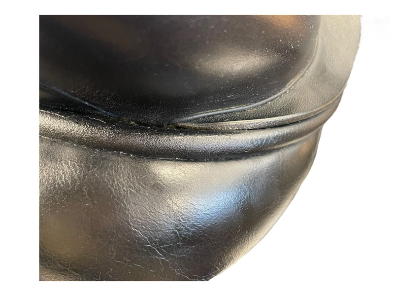 Peeling on rear facing
