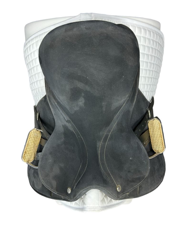 Flex Rider Inga Synthetic Suede Saddle - 17.5 Seat/Easy Change Gullet - Black - USED