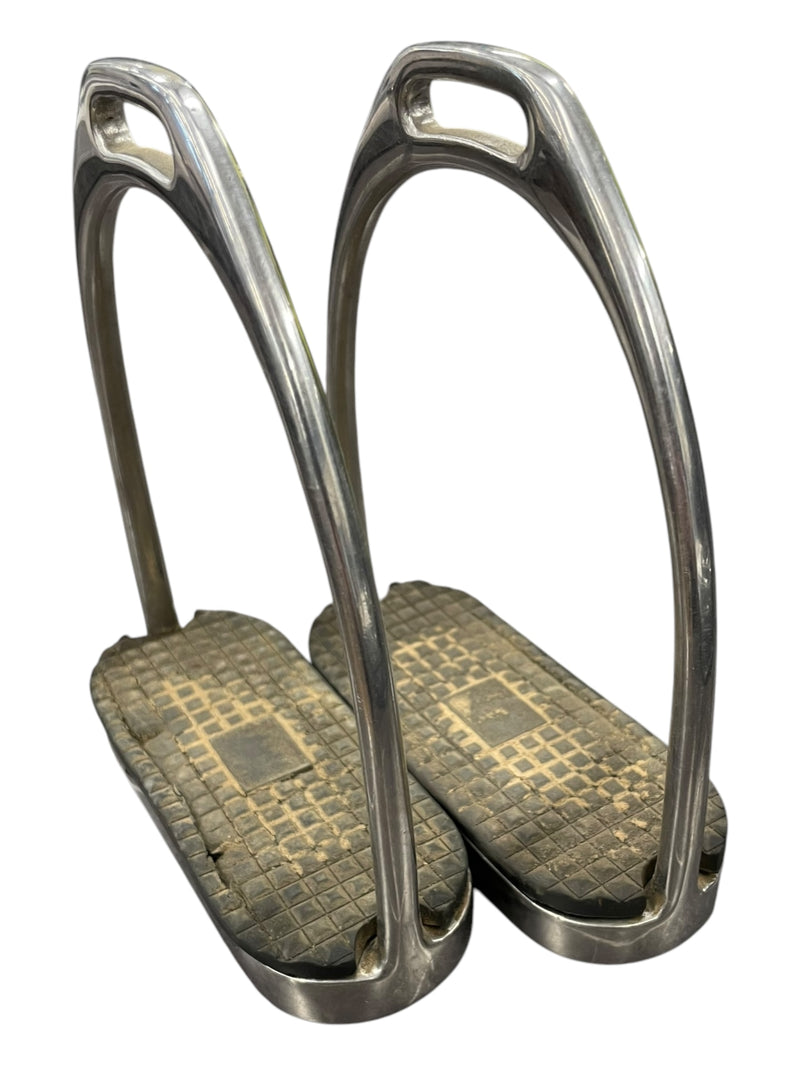 Fillis Stirrups - SS/Black - 4 1/4" - USED