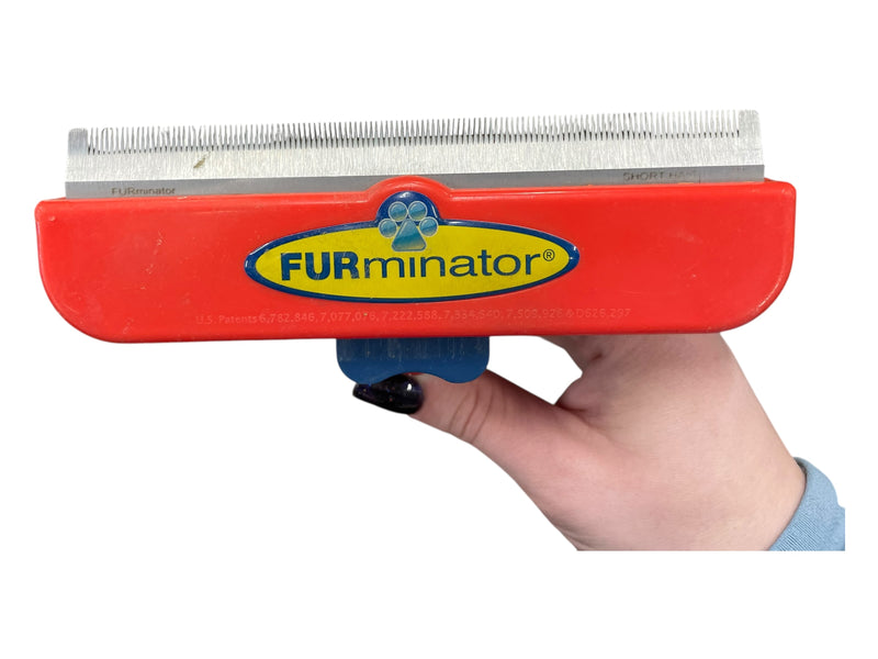 Furminator Deshedding Tool - Red/Black - Short Hair - USED