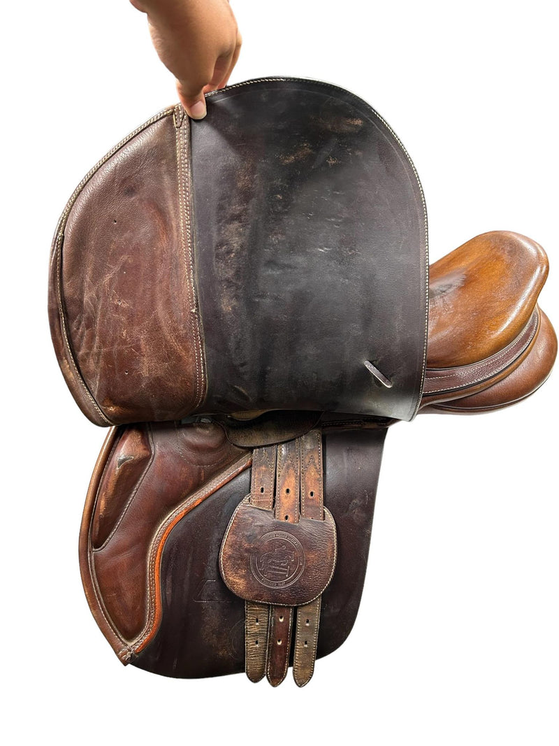 Collegiate Convertible AP saddle - brown 17.5" - USED