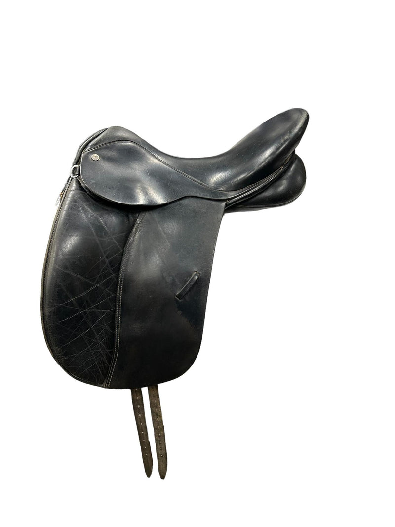 KMD Dressage Saddle - Black 17.5" MED tree - USED