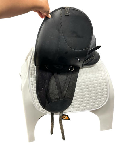 Flex Rider Inga Synthetic Suede Saddle - 17.5 Seat/Easy Change Gullet - Black - USED