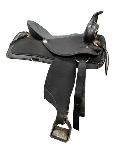 Abetta Synthetic Western Saddle - Black 17" - USED