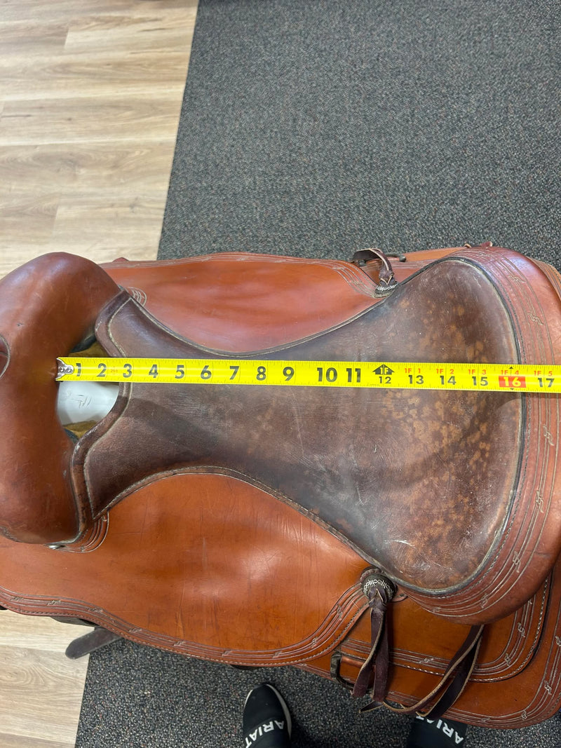 Circle Y Park & Trail Western Saddle - 16" Seat/7" Tree- USED