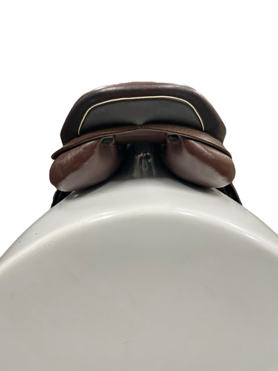 Prestige Roma Jump Saddle - 18" seat/33cm Tree - Tobacco - USED
