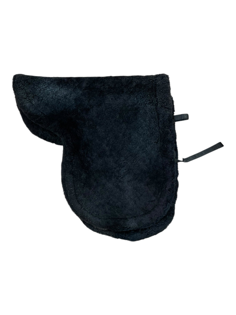 Unbranded Sheepskin Shaped Pad - Black - 20" Spine - USED
