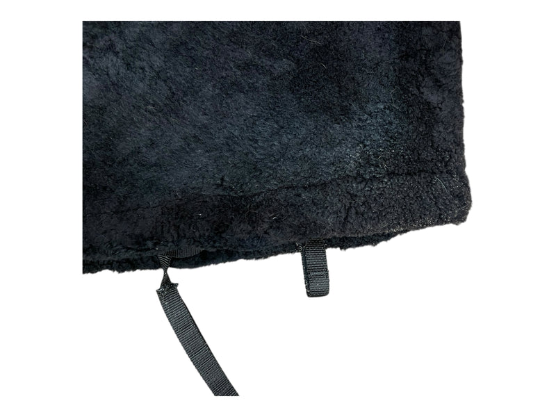 Unbranded Sheepskin Shaped Pad - Black - 20" Spine - USED