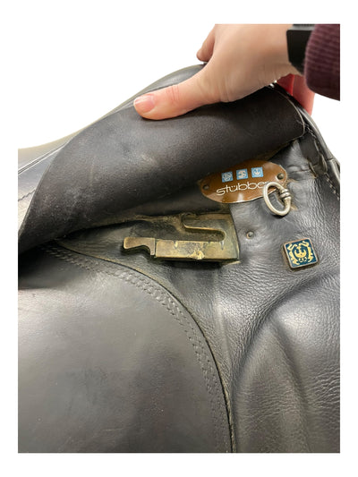 2002 Stubben Roxane DR Saddle - Black - 17.5" / 32 Tree (Wide) - USED