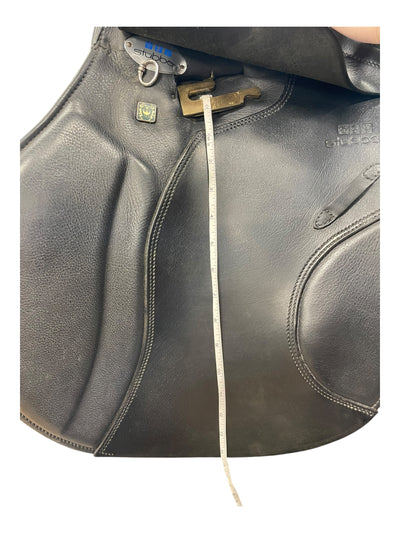 Stubben Roxane CC Saddle - Black - 19" / 32cm Tree - USED