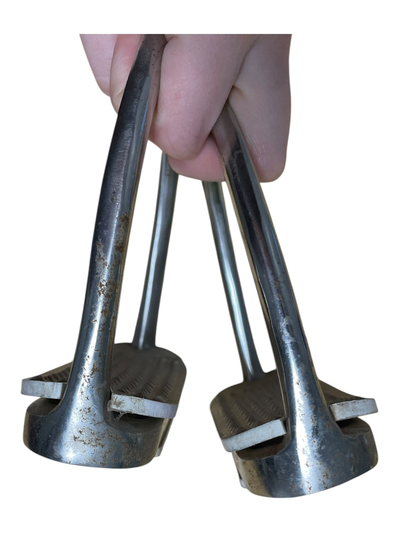 Fillis Stirrups - SS/White - Approx 4" - USED