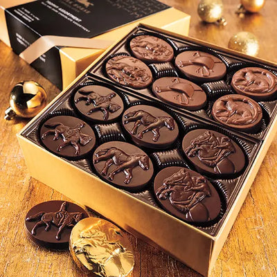 Trophy Gift Box Milk and Dark Chocolate Assortment 32 Pcs