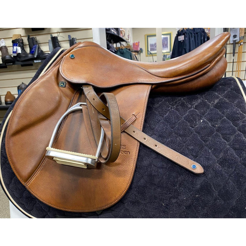 Stubben Edelweiss - 17.5 Seat/Wide Tree  - USED