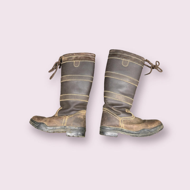 Saxon Barn Boots - Brown - Size 9 - USED