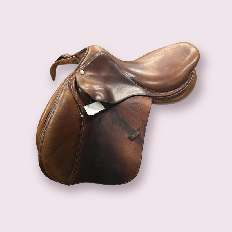 Devoucoux CC saddle  - Brown 16.5 in. - USED -