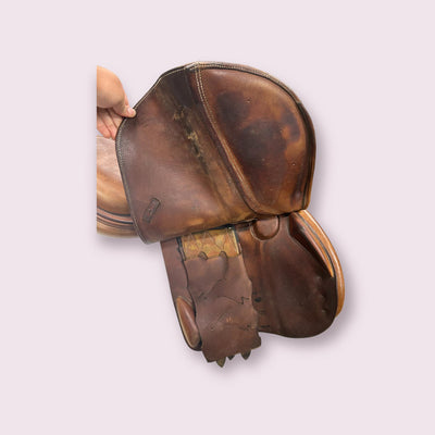 Devoucoux CC saddle  - Brown 16.5 in. - USED -