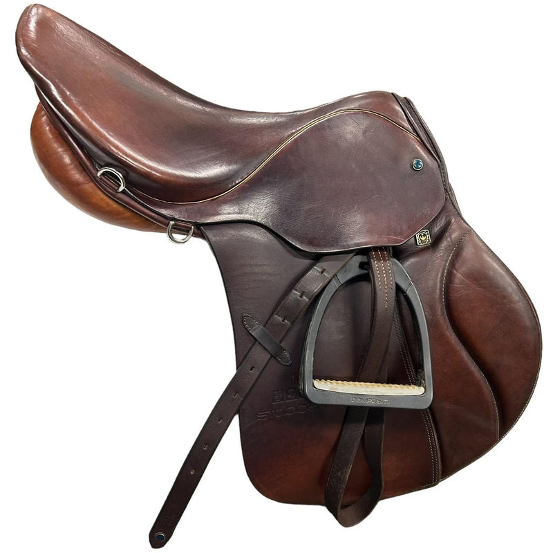Stubben Siegfried AP saddle - Brown 17" - USED