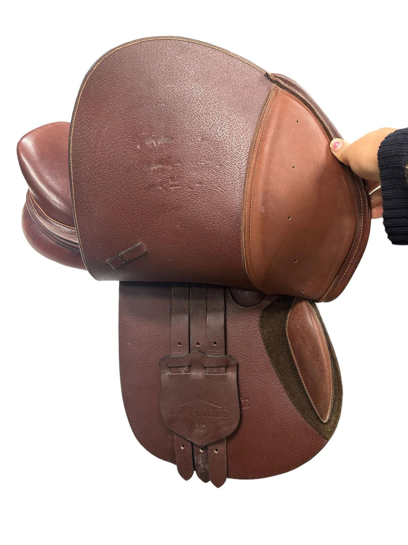 Pinnacle Close Contact Saddle - Brown - 16" Seat/4 1/4" Tree - USED