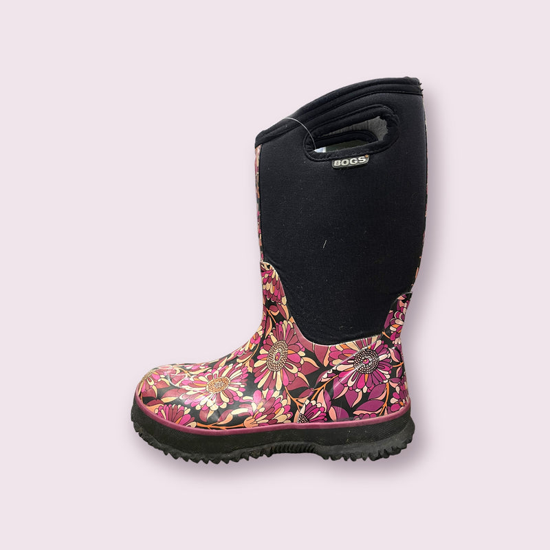 BOGS flower boots - pink size 3 - USED