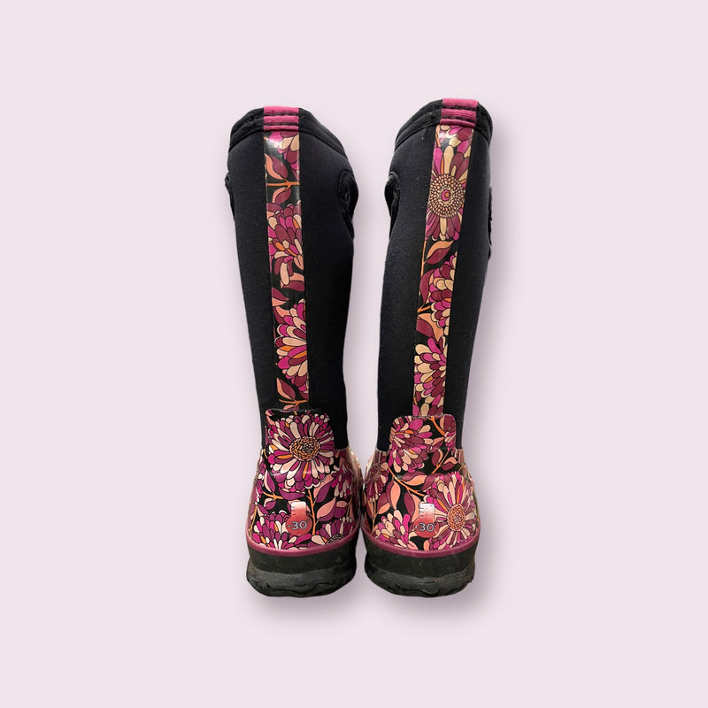 BOGS flower boots - pink size 3 - USED