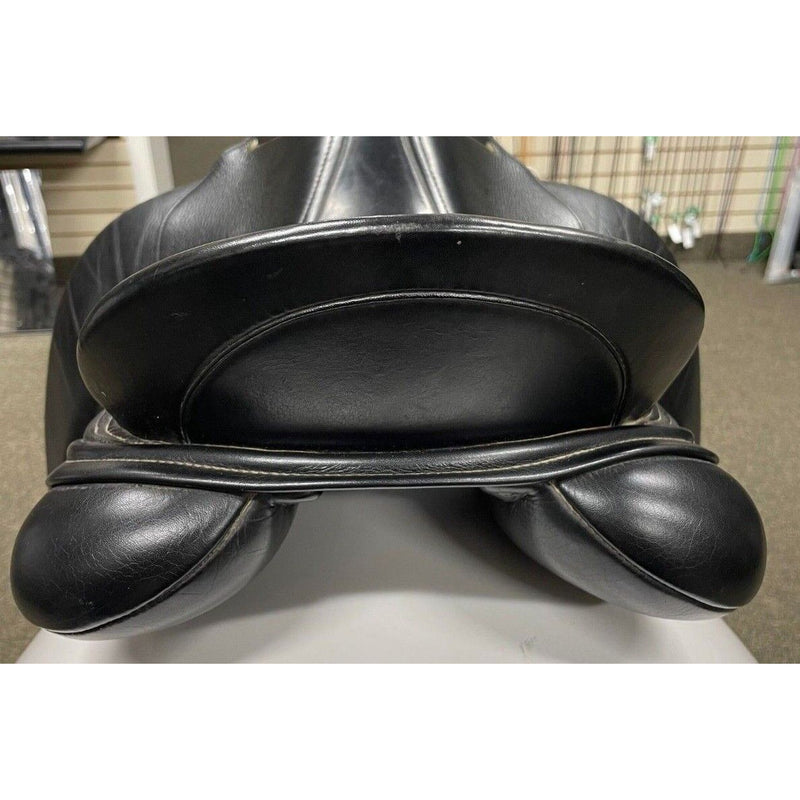 Schleese Triumph Dressage, Saddle - Black - 17.5 In Seat/5in Tree - USED